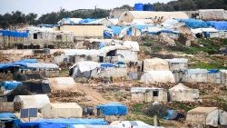 syria-conflict-displaced-weather-1546417130669.jpg