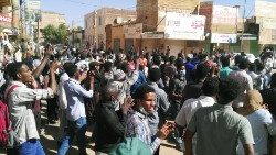 sudan-unrest-demo-1546782833651.jpg