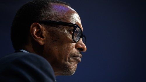 Ruanda: Präsident will mit Kirche zusammenarbeiten