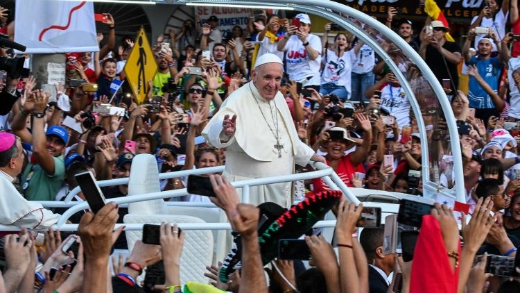 Entuzjastyczne powitanie Franciszka w Panamie