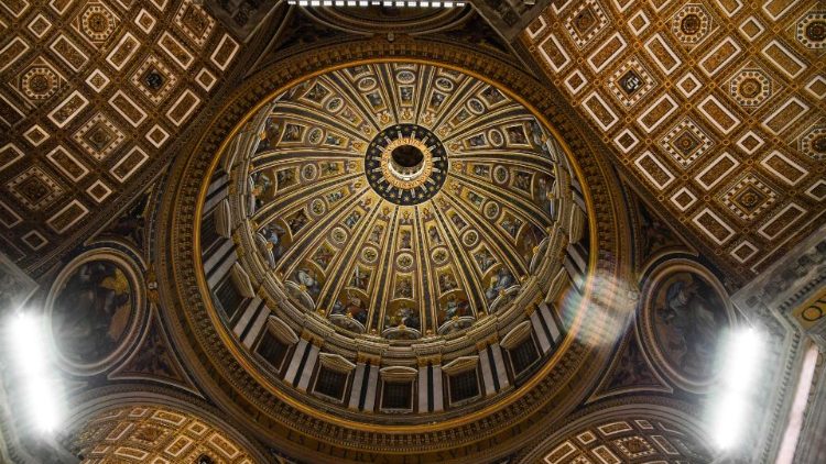 vatican-basilica-lighting-1548442158458.jpg