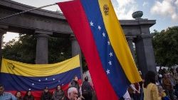 spain-venezuela-politics-demo-1548533045675.jpg