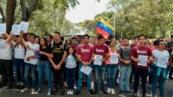 venezuela-crisis-opposition-protest-1548870255054.jpg