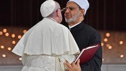 uae-vatican-religion-pope-islam-1549295974449.jpg