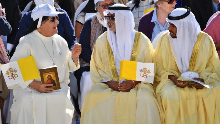 Присъстващи на литургията на папа Франциск в Абу Даби, 5 февруари 2019