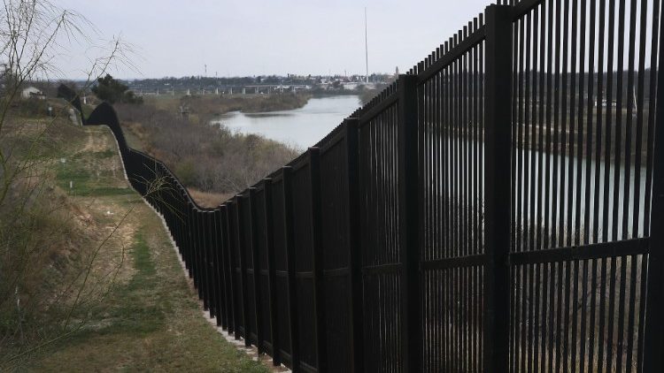 El muro entre los Estados Unidos y México