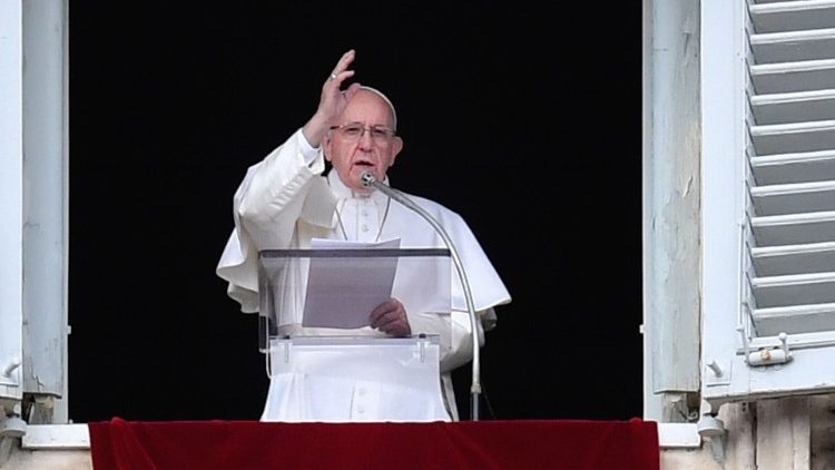 教皇フランシスコ、2019年2月10日、バチカンでの日曜正午の祈り