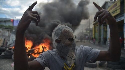 Haičio vyskupai smerkia tyčines teisininkų žudynes