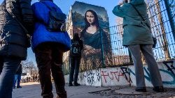 germany-street-art-mural-mona-lisa-1551023120387.jpg