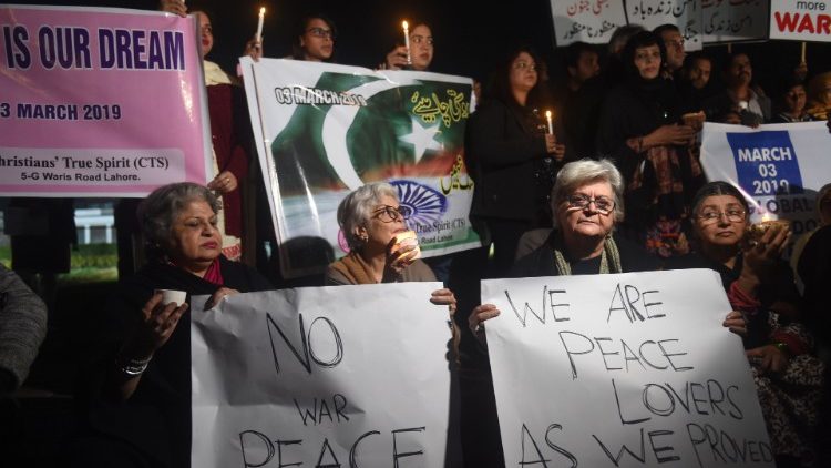 भारत एवं पाकिस्तान में शांति रैली