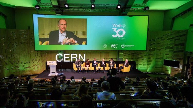 Cern di Ginevra: celebrazioni del 30.mo anniversario del World Wide Web
