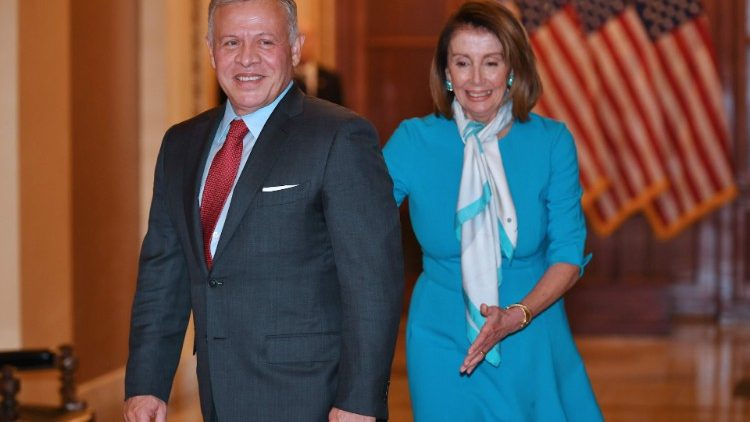 Jordanski kralj Abdulah II. i Nancy Pelosi, predsjednica Zastupničkog doma Sjedinjenih Američkih Država