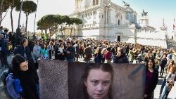 italy-climate-youth-protest-1552643641808.jpg