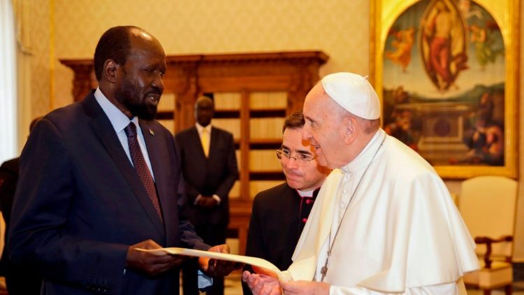 Papa ao receber em março o presidente do Sudão do Sul, Salva Kiir, hoje presente no retiro