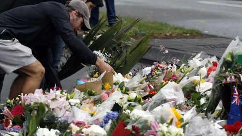  Pope Angelus: Appeal for prayer and peace following NZ attacks