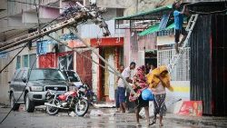 mozambique-weather-cyclone-1552893230503.jpg