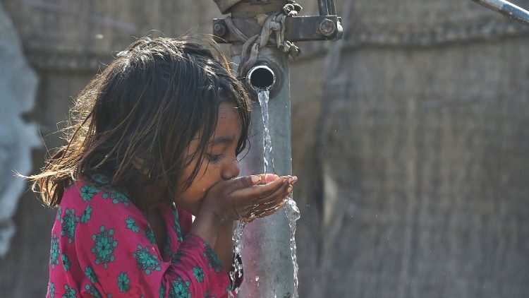 2 милиона души по света нямат достъп до чиста питейна вода 