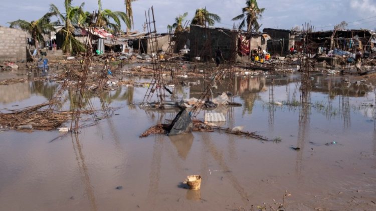 Ciclone Idai deixa mortos e severa destruição no Centro de Moçambique