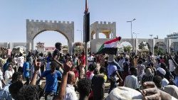 sudan-unrest-demonstrations-1554559438138.jpg