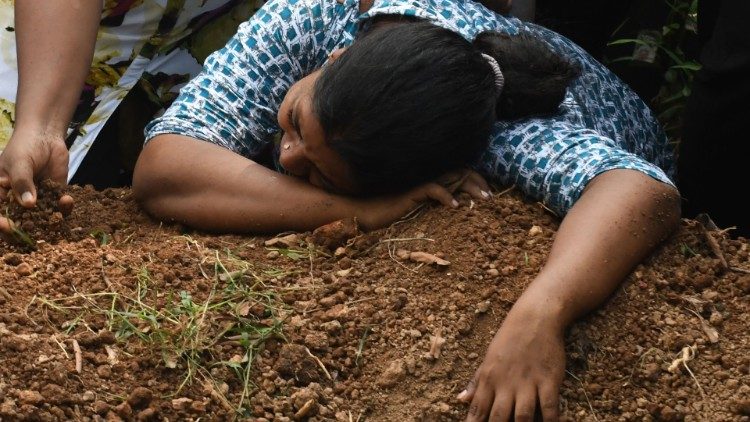 Ondata di attacchi in Sri Lanka durante la Pasqua 2019