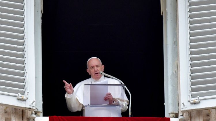 教皇フランシスコ、2019年4月28日、バチカンでの正午の祈り