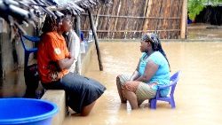 topshot-mozambique-weather-cyclone-kenneth-1556555705675.jpg
