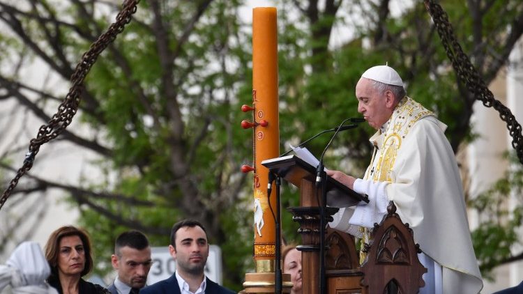 Le Pape François, lors de la Sainte Messe sur la place Alexandre 1er à Sofia en Bulgarie, le 5 mai 2019. 