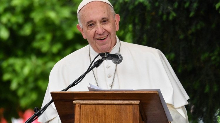 Le Pape François prononce un discours à Skopje, en Macédoine du Nord, le 7 mai 2019
