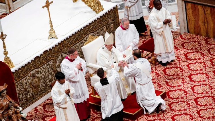 VATICAN-POPE-ORDINATION-PRIESTSHOOD-MASS