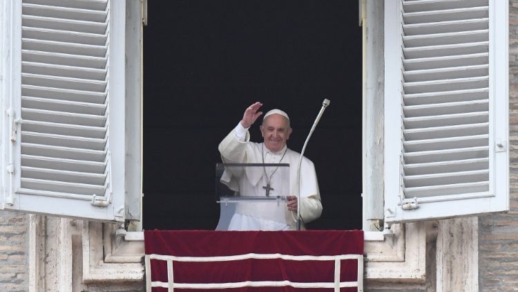 教皇フランシスコ、2019年5月19日、バチカンでの日曜正午の祈り