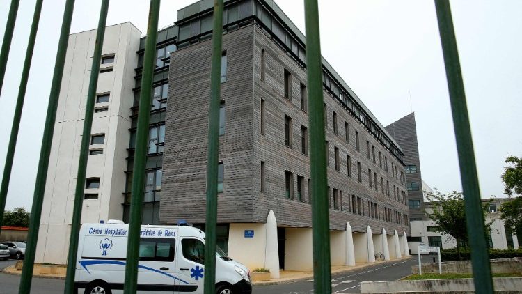 Une vue extérieure de l'hôpital Sébastopol de Reims, où Vincent Lambert est hospitalisé.