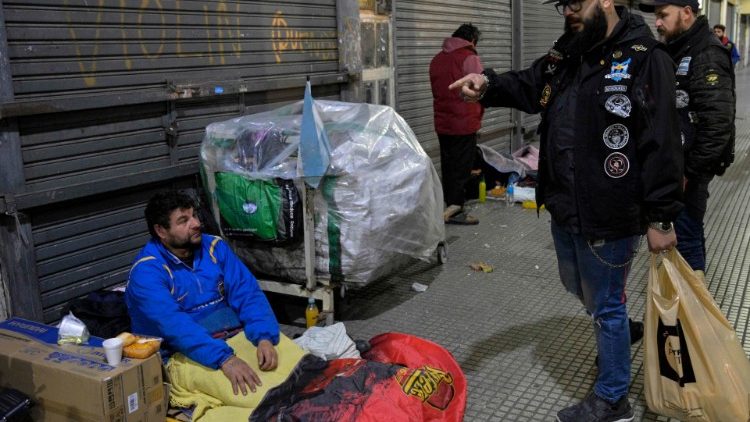 Dans les rues de Buenos Aires, la capitale argentine, un homme sans domicile fixe, mai 2019. 