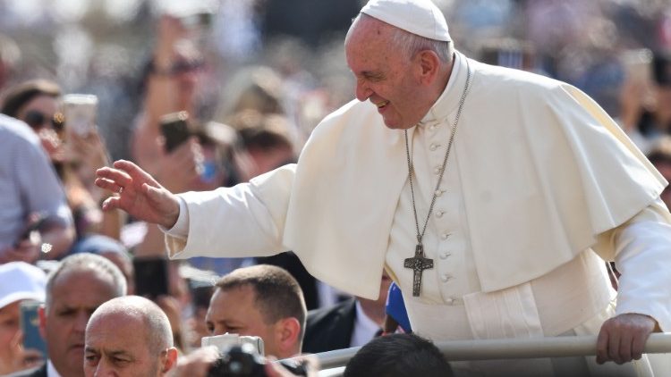 skøjte Majestætisk komfort Pope at Audience: Walking together in the richness of diversity - Vatican  News