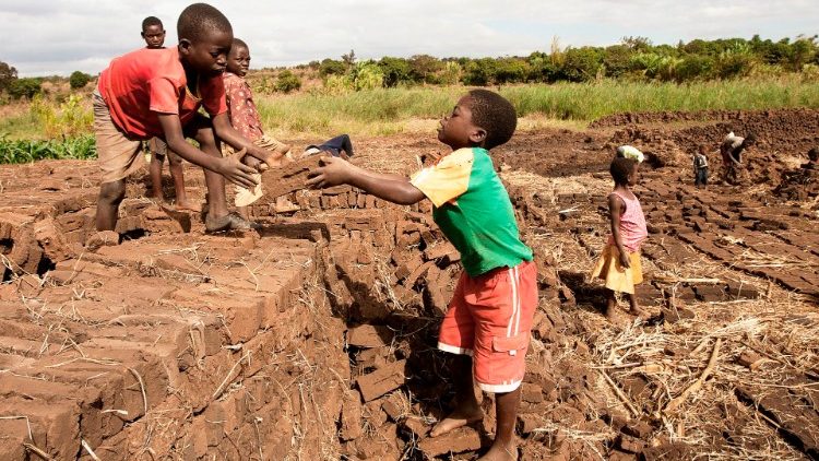 Djeca koja rade u Malawiju