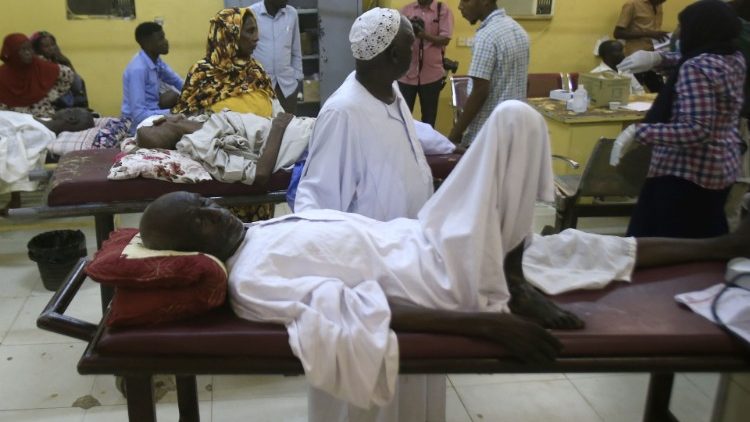 Tangu tarehe 3 Juni watu zaidi 160 wamekufa kufuatia na ghasia zinazoendelea nchini humo, wakati huo huo hospitali hazina chochote.