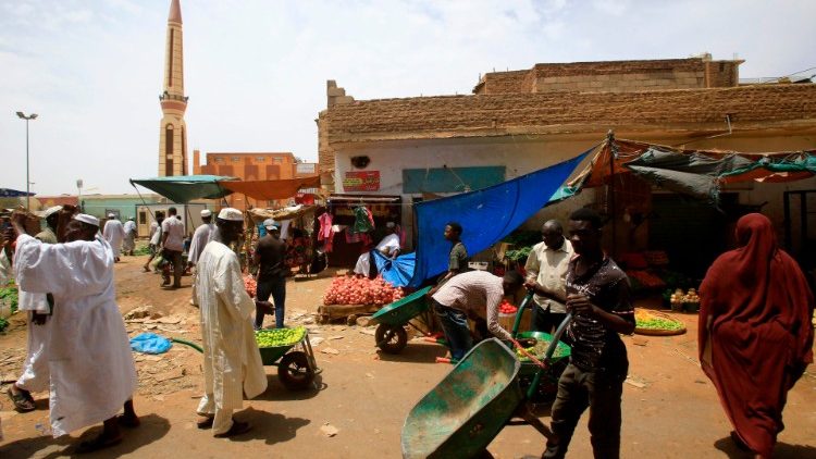 Sudan: riprende la vita a Karthoum dopo le proteste