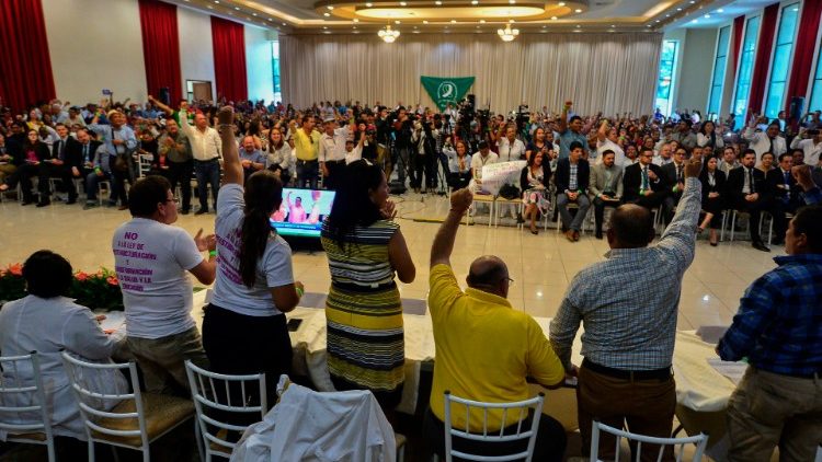 HONDURAS-Diálogo ciudadano alternativo