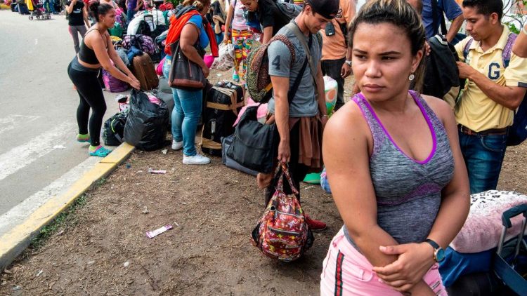 Венецуелски бежанци на перуанската граница