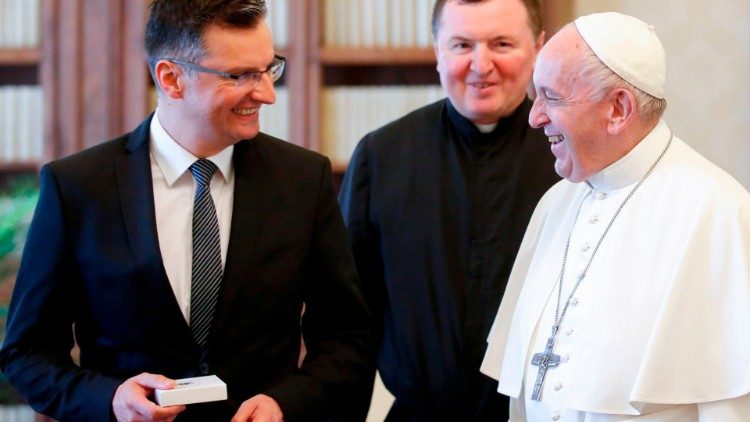 Le Pape François et le premier ministre slovène Marjan Sarec, Vatican, 27 juin 2019