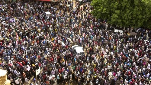 Sudan: risposta violenta dei militari alle proteste di piazza 