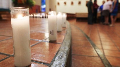 La preghiera del Papa per le vittime delle sparatorie negli Stati Uniti