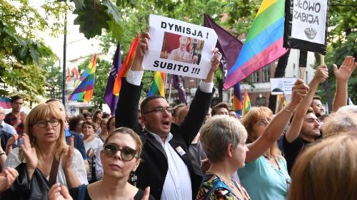 Polen: Bischofskonferenz-Vorsitzender verurteilt LGBT-Ideologie
