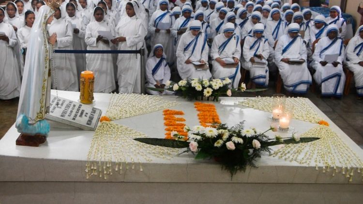 Mother Teresa's 109th birthday  being  celebrated at her tomb in Kolkata, India, 26 August, 2019. 