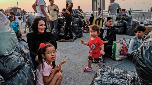 Les camps de migrants en Grèce font «honte» à l’Europe