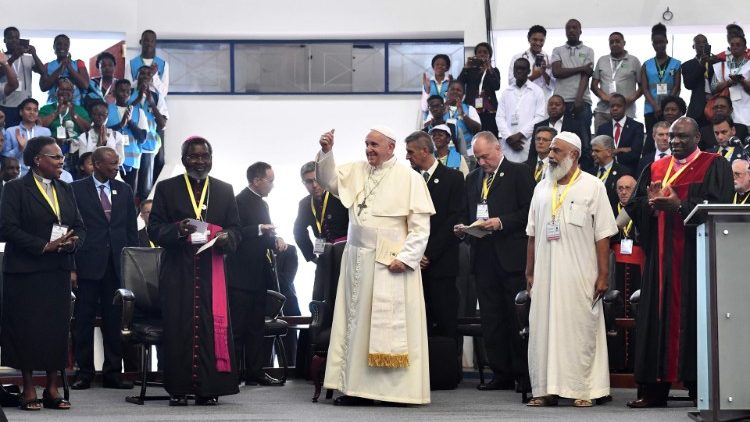 Папата Фрањо на средбата со млади