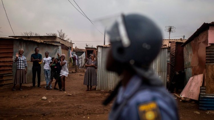 Sudafrica: una township di migranti a Johannesburg