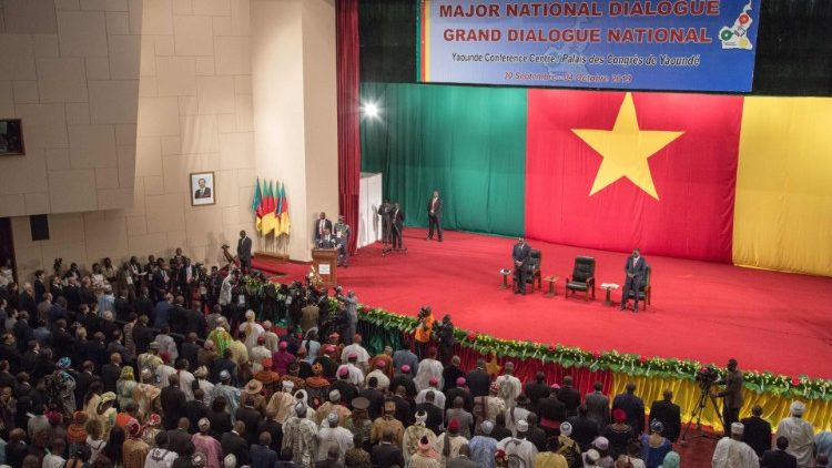 Session d'ouverture du Grand dialogue national à Yaoundé le 30 septembre 2019