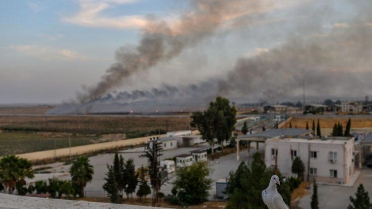 Turski napad na sirijski grad Tal Abyad