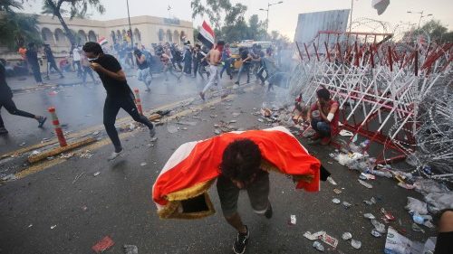Le proteste in Iraq. Suor Eshoa: per i giovani nessuna prospettiva