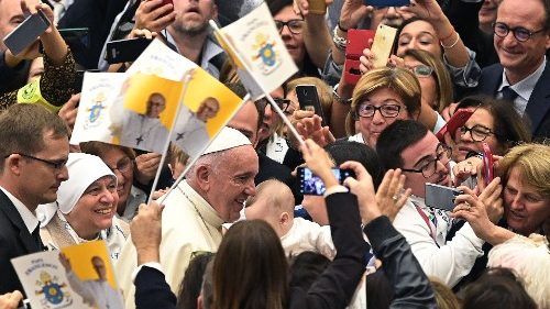 Papst Franziskus: Kranken Hoffnung geben